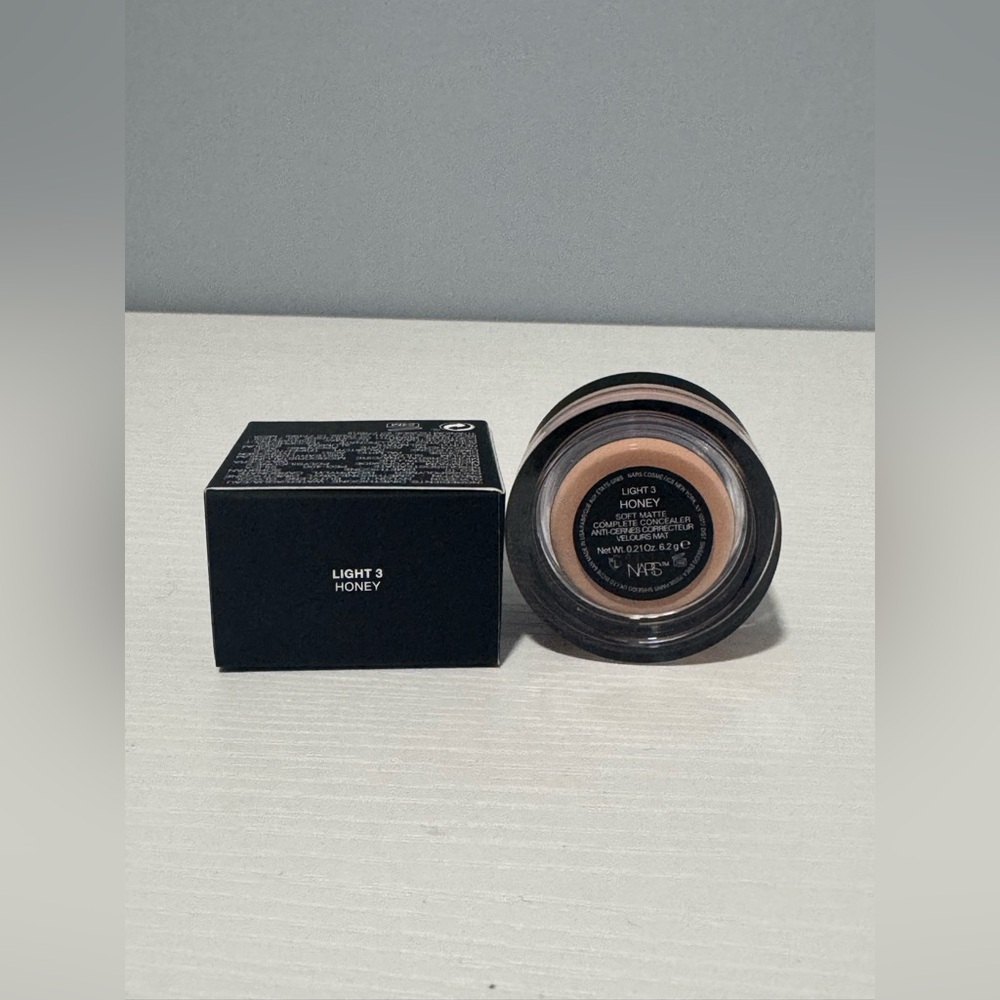 NARS Soft Matte Complete Concealer - Picture 6 of 6